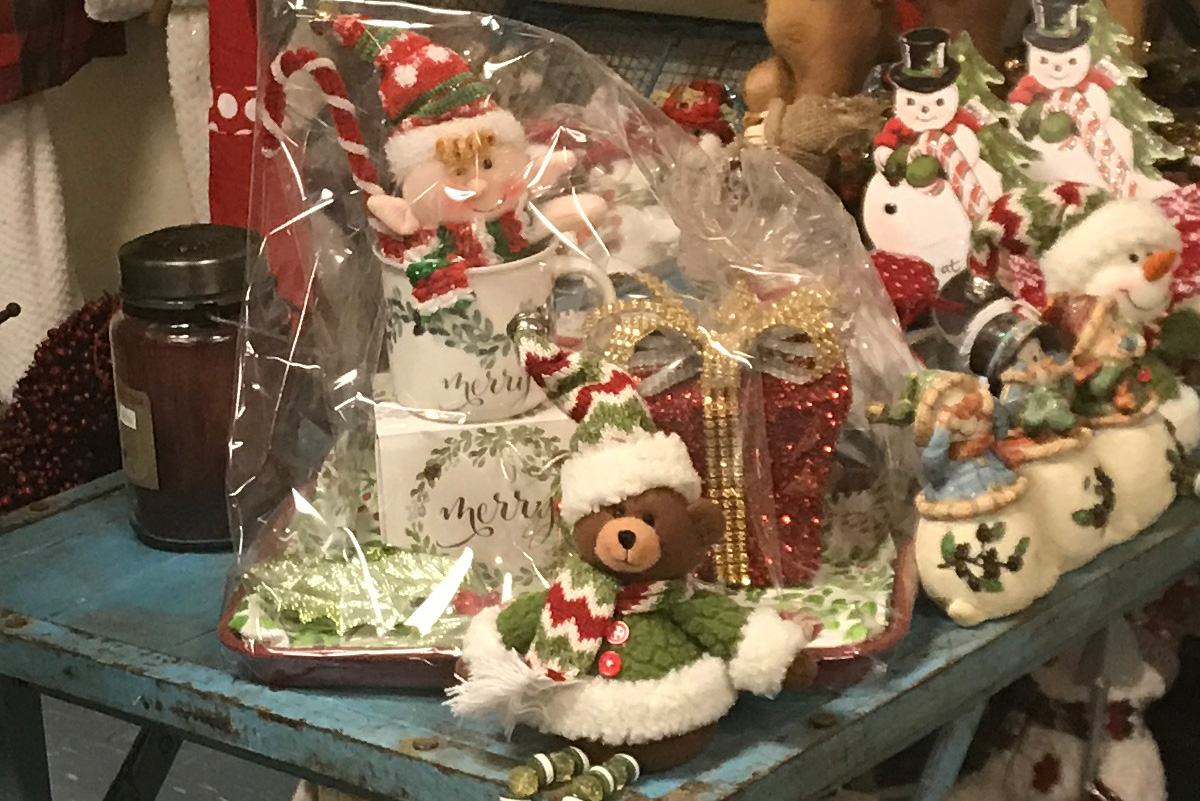 ChristmasStore3.jpg