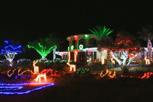 Fan Photo: Christmas Lights on Mendota Dr.