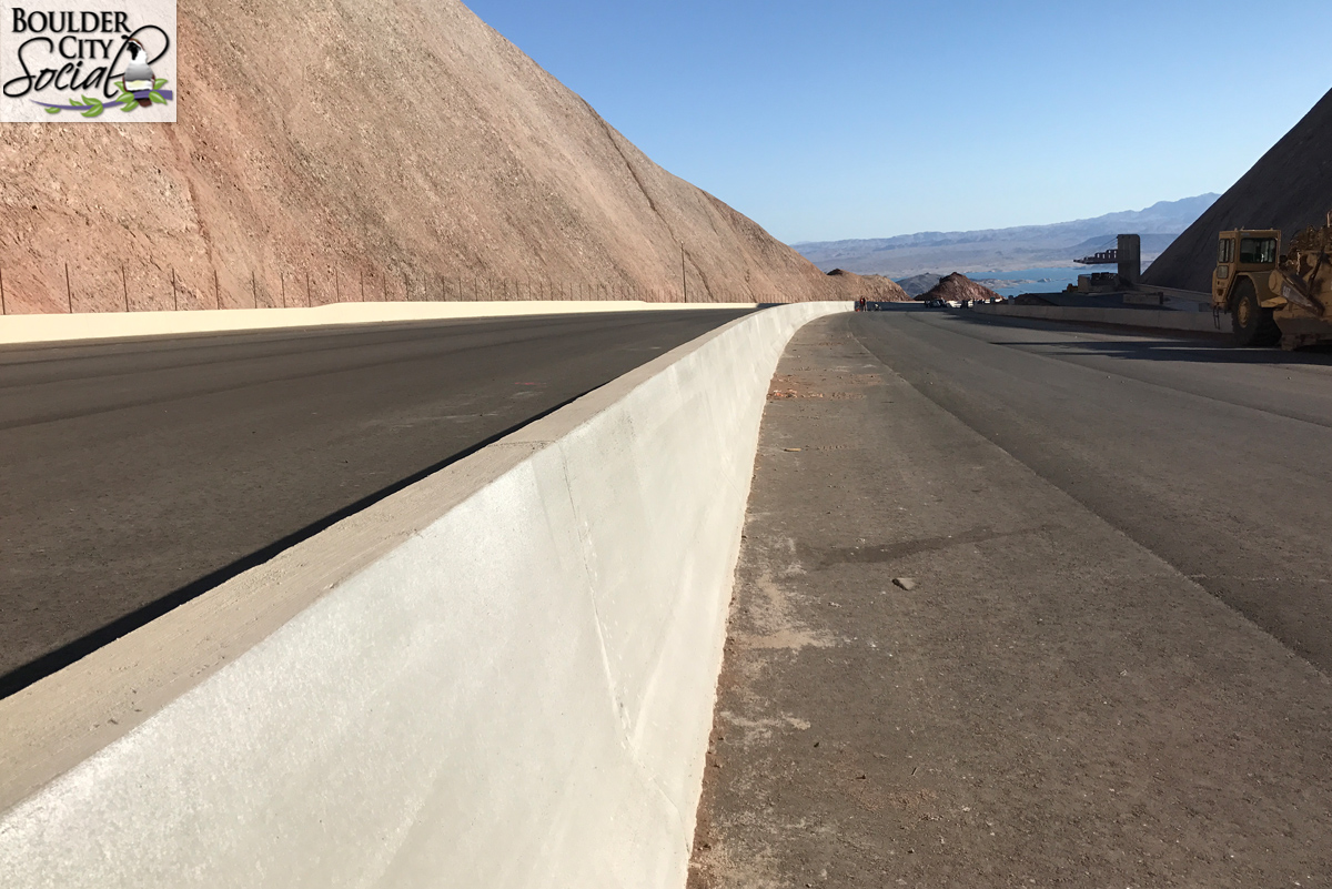 I-11FreewayViewofLake.jpg