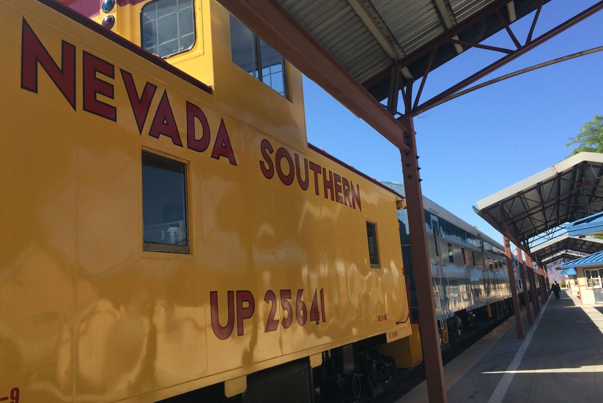 RailwayCabooseCar.jpg
