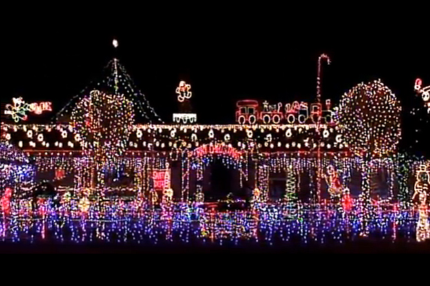 5th Street Christmas House on YouTube