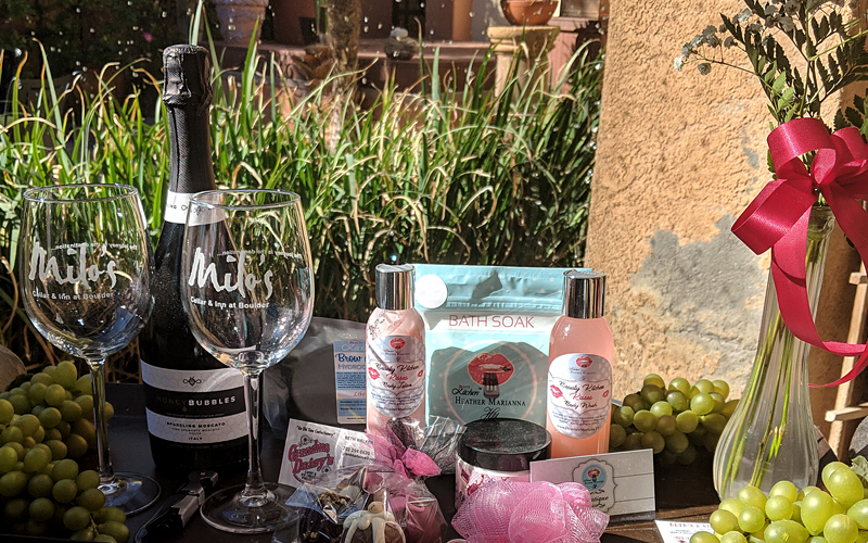 Milos Inn Romance Package Boulder City, NV