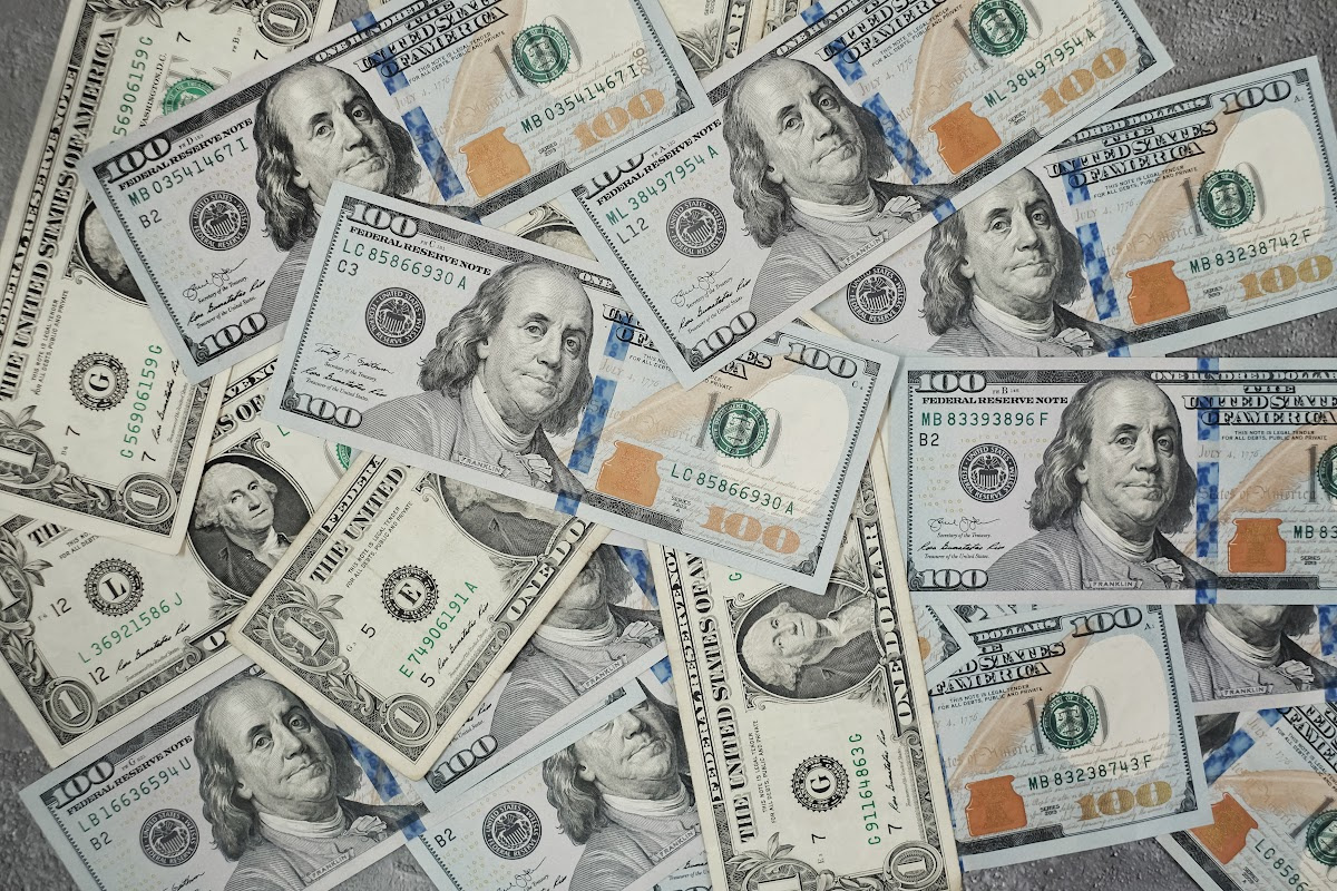 Counterfeit Currency Presents Holiday Headaches