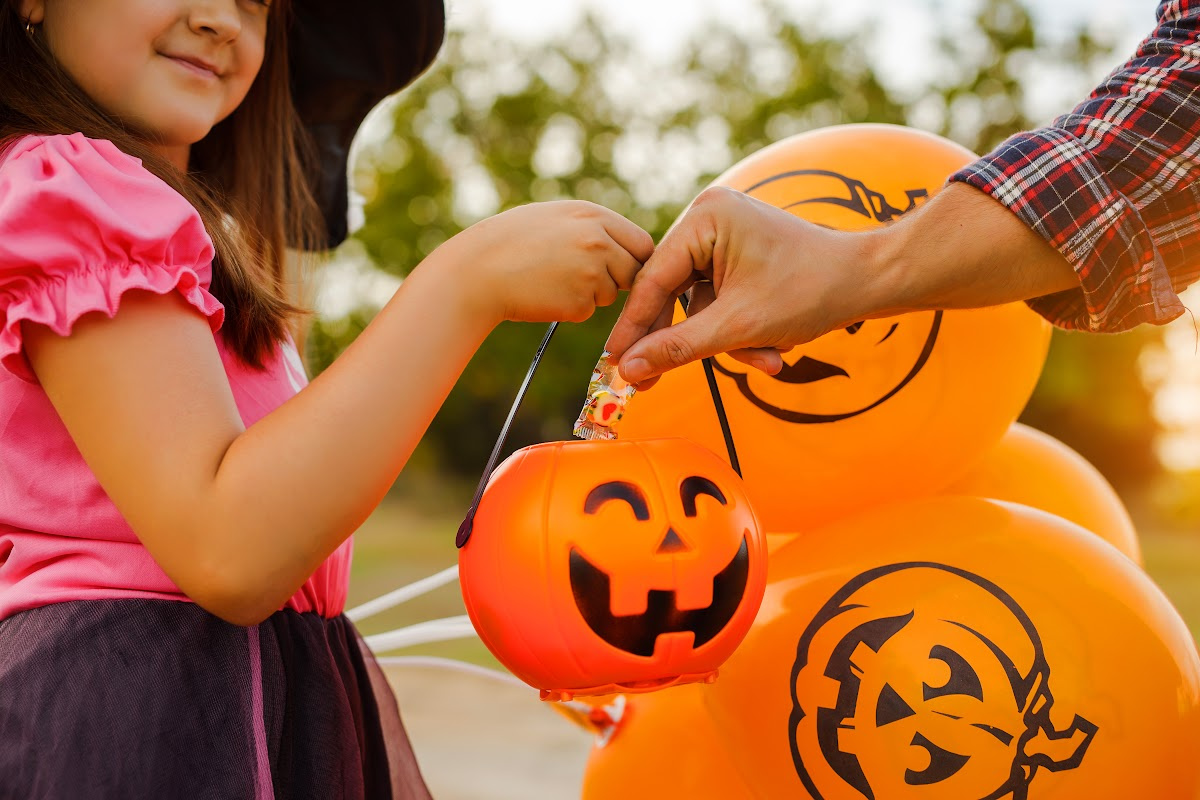 Bag Some Candy at Trunk or Treat October 19!