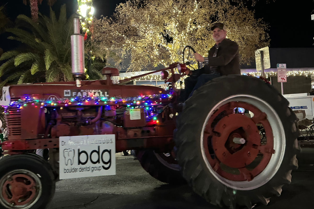 ParadePhoto11.jpg