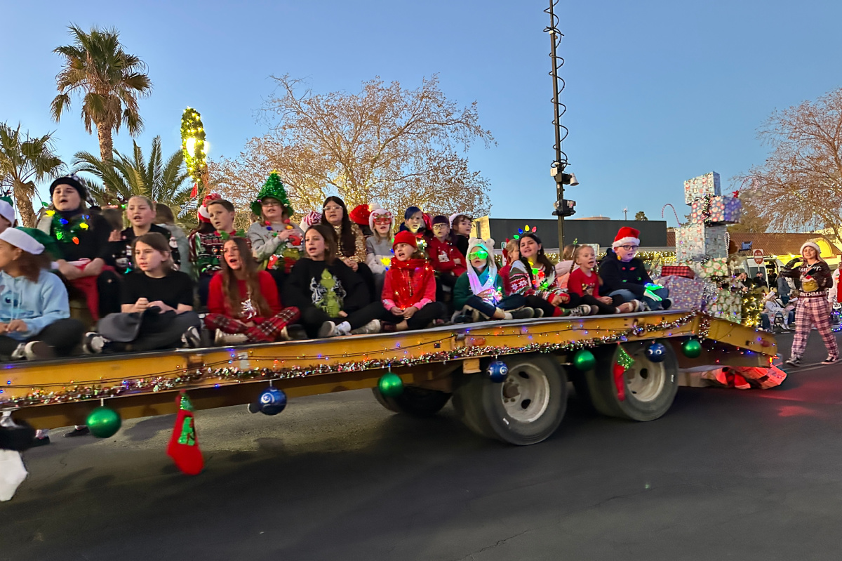 ParadePhoto3.jpg