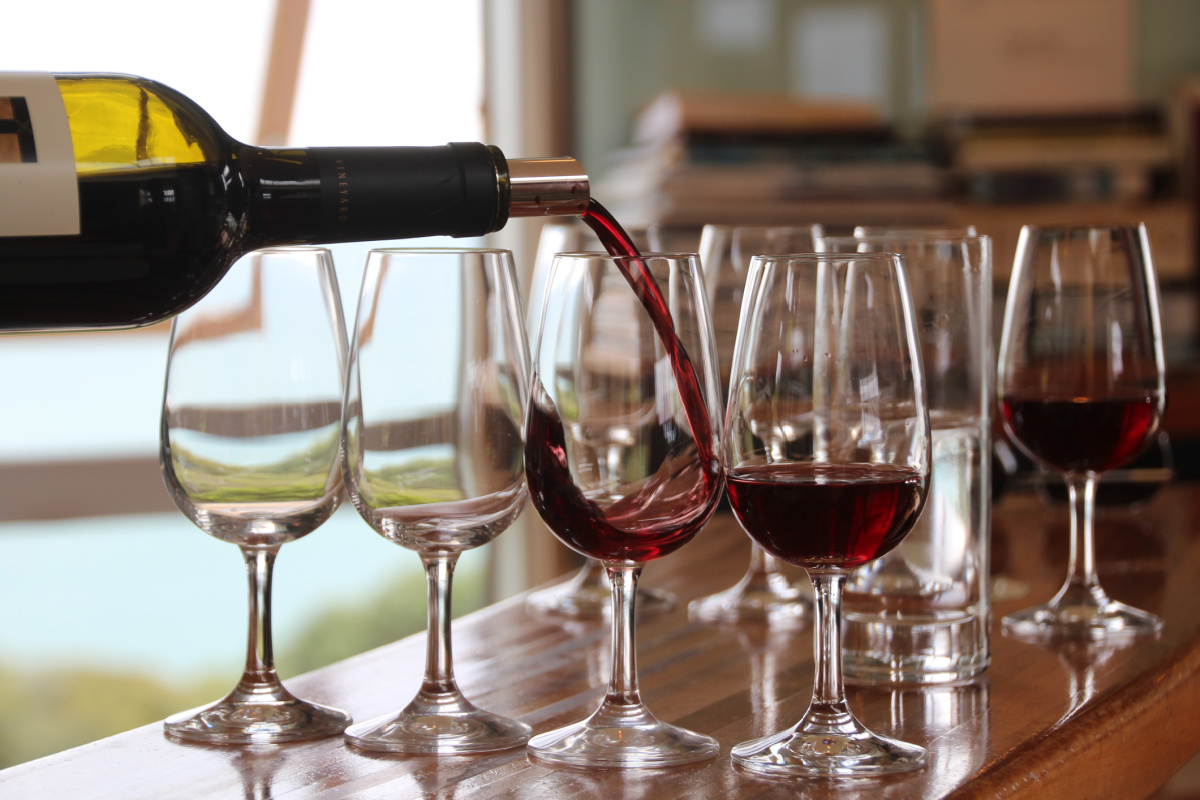 AAUW Hosts Wine and Chocolate Tasting April 18
