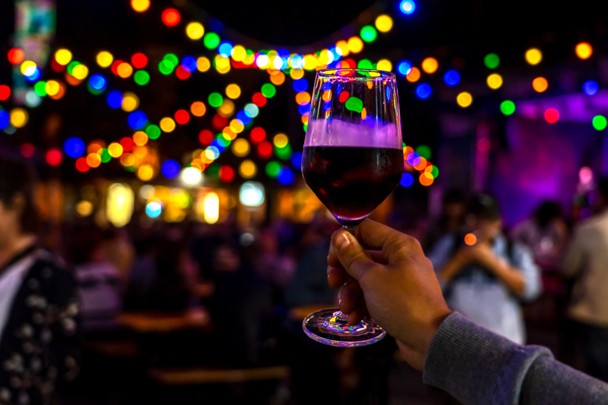 Best Dam Wine Walks Return for the 2026-2027 Season
