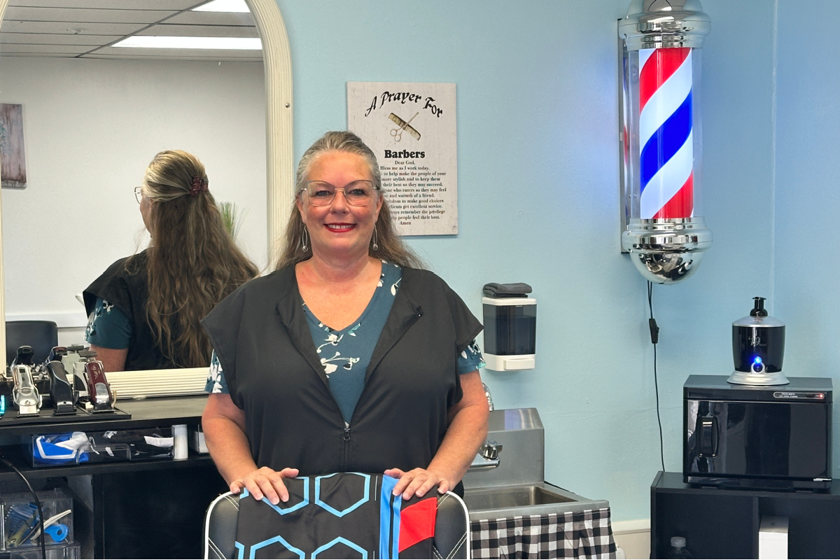 Stephie B's Barbershop Offers Cuts and Customer Service