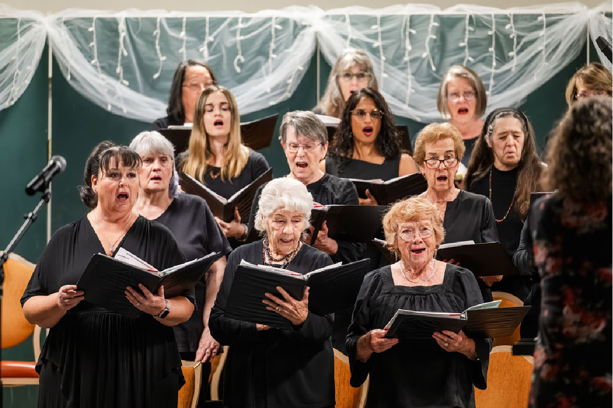 Red Mountain Music Company choir